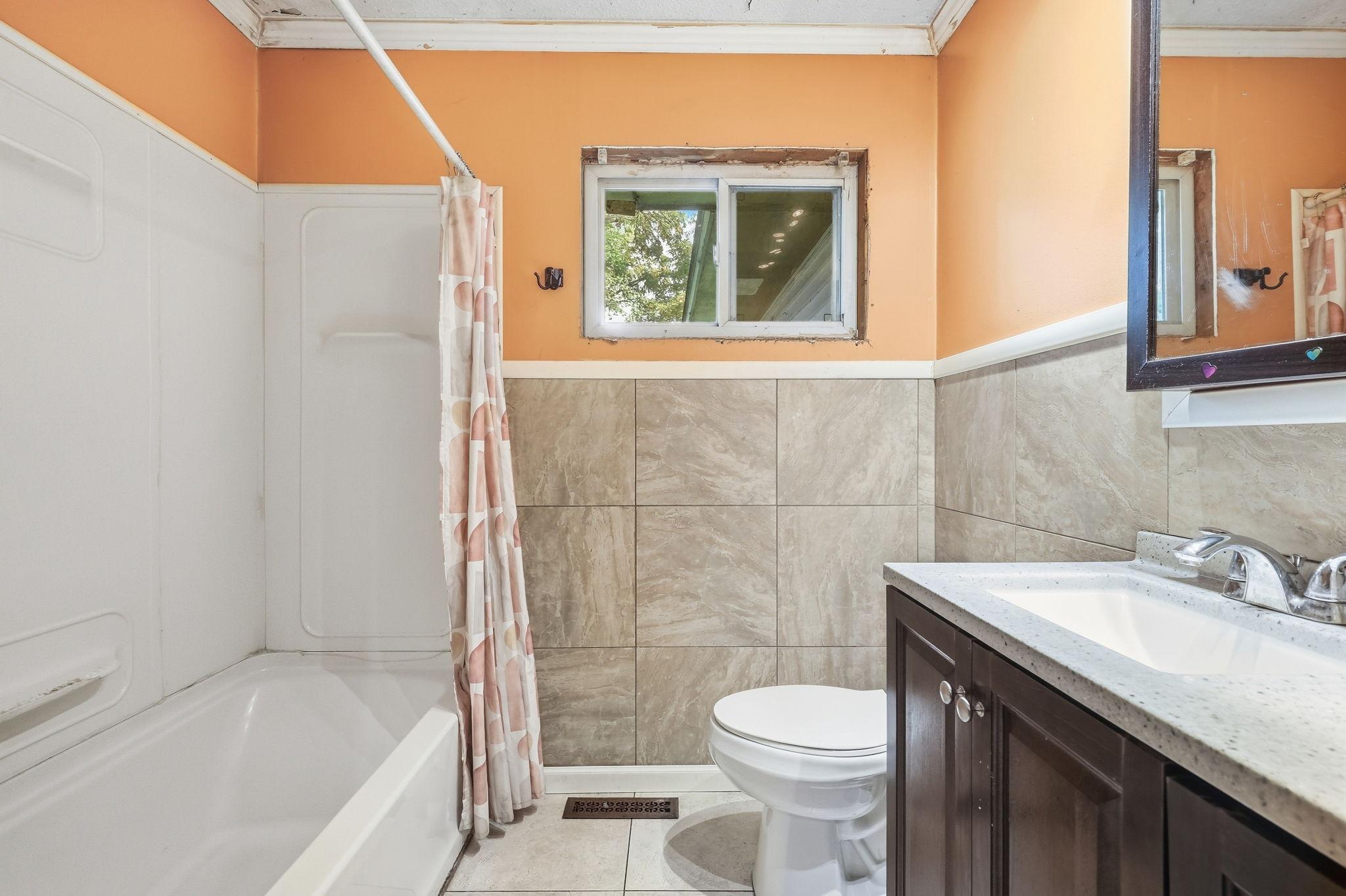 610 4th Street W Property Photo 16