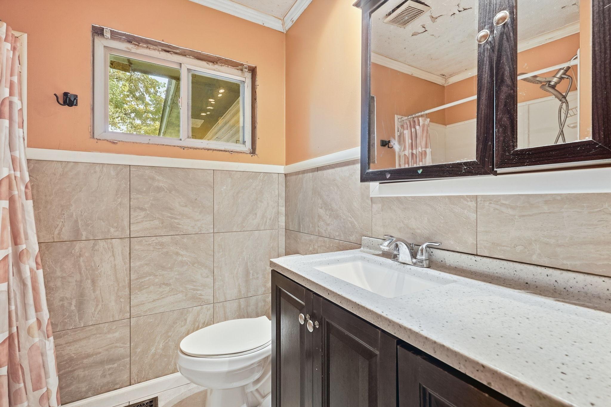610 4th Street W Property Photo 17