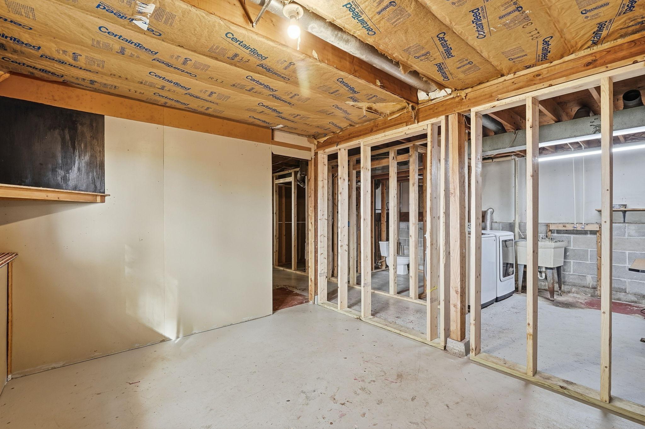 610 4th Street W Property Photo 20