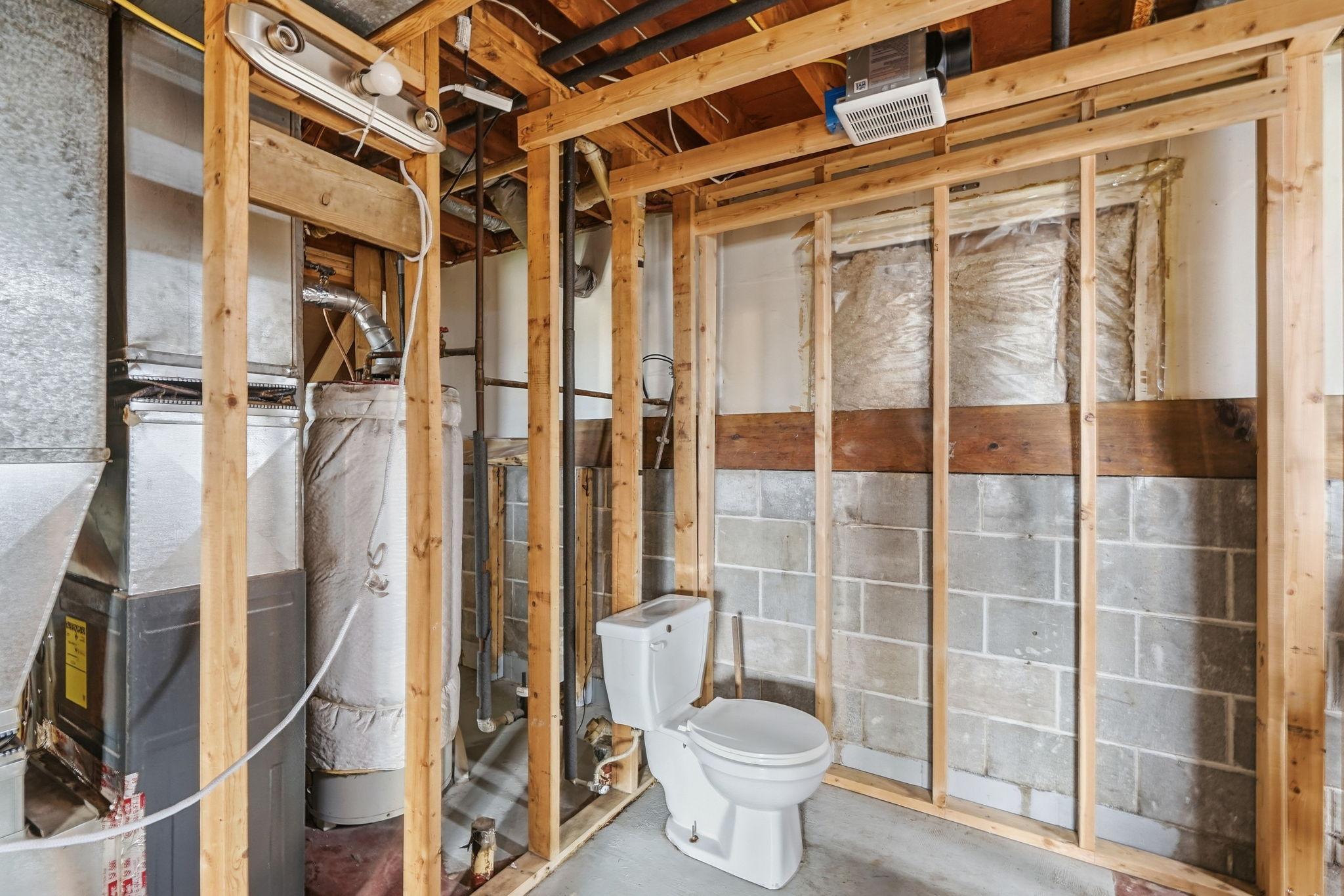 610 4th Street W Property Photo 22