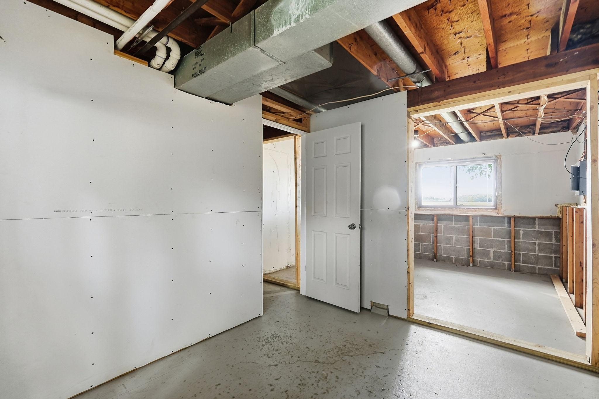 610 4th Street W Property Photo 25