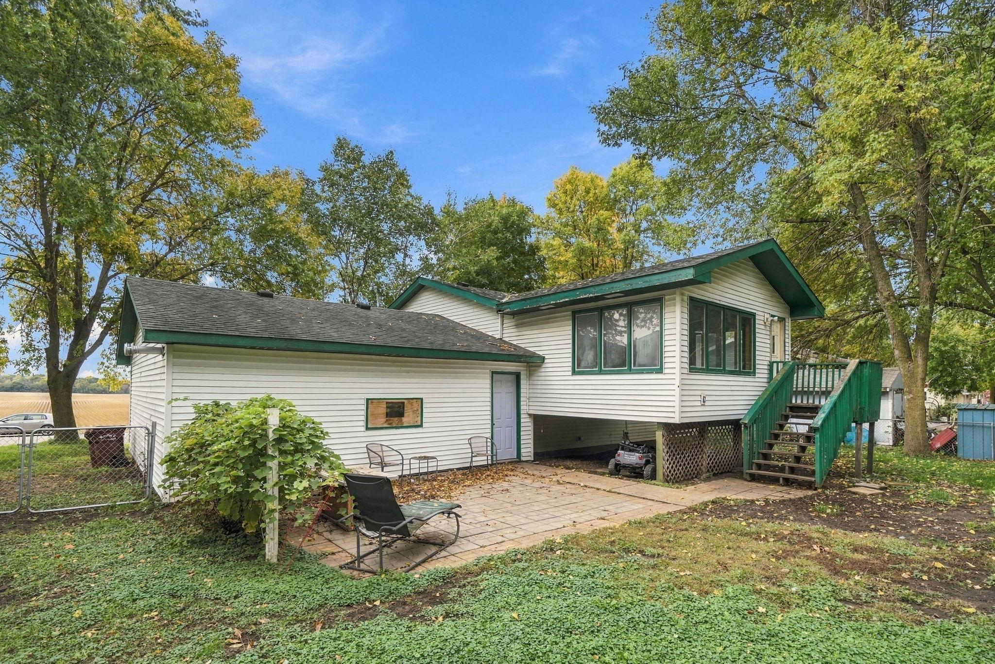 610 4th Street W Property Photo 30