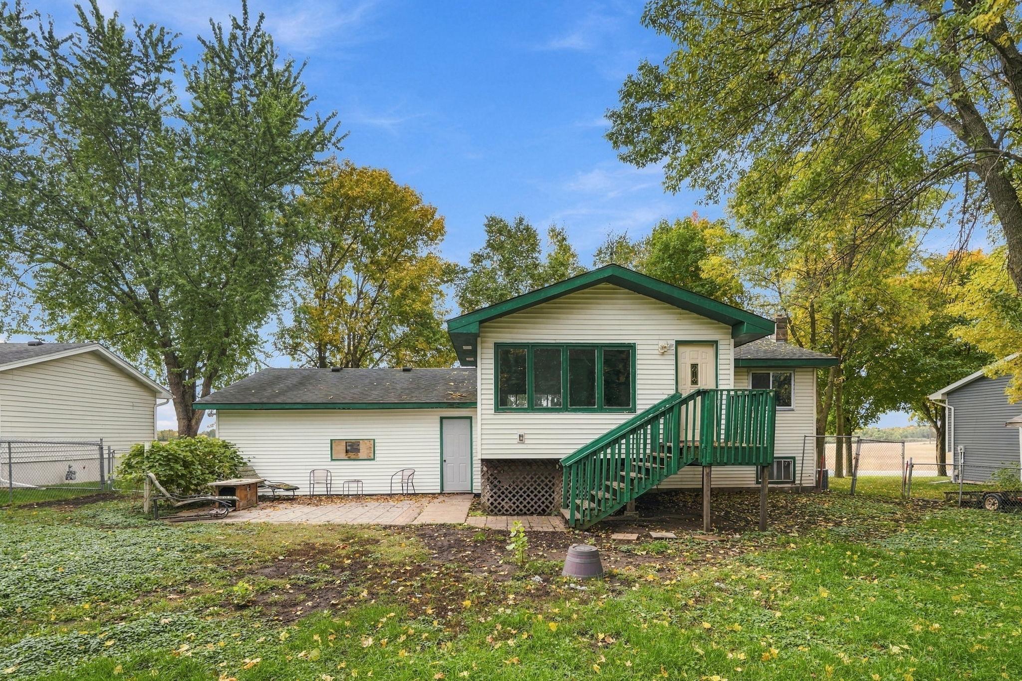 610 4th Street W Property Photo 31