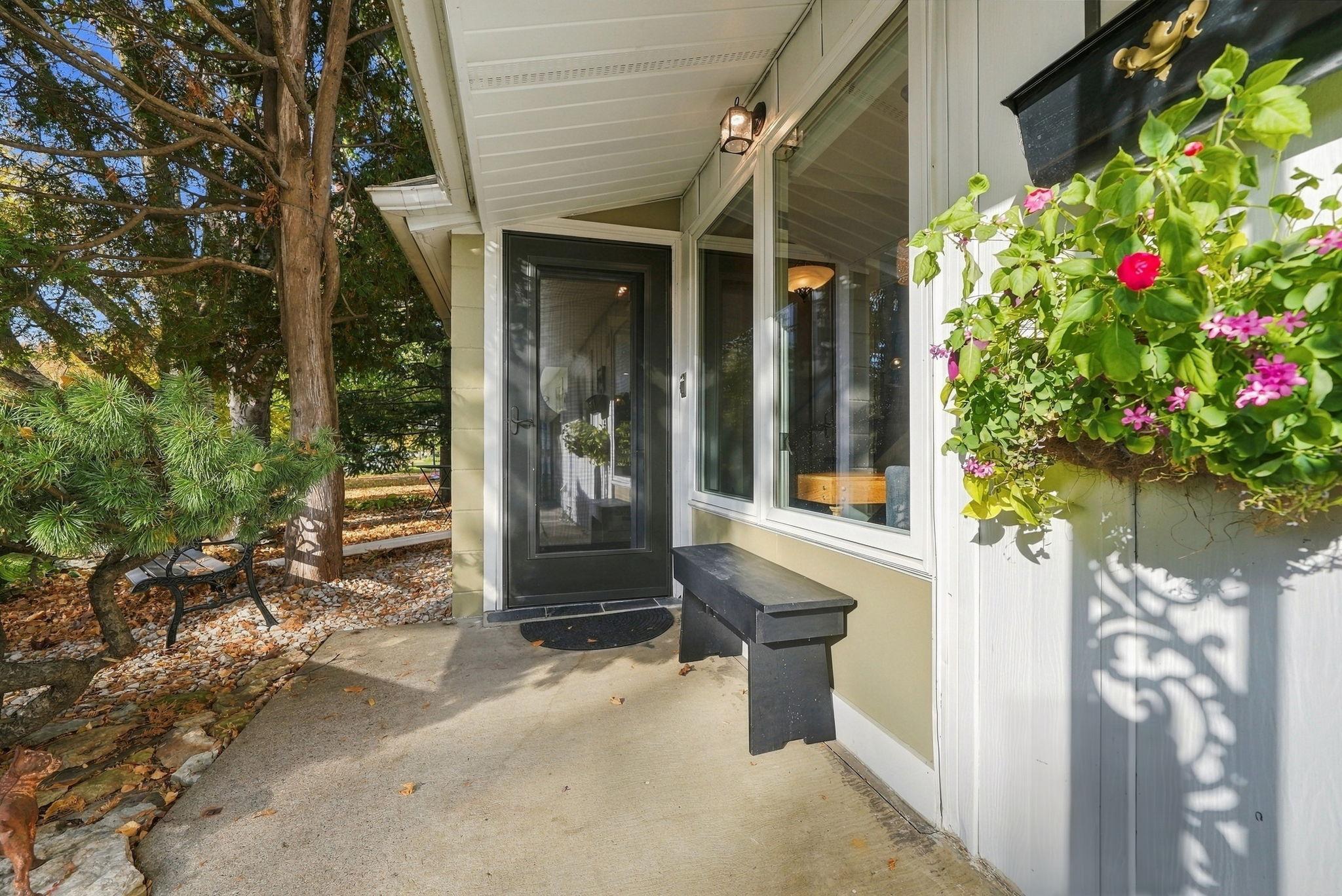 6109 Tingdale Avenue Property Photo 79