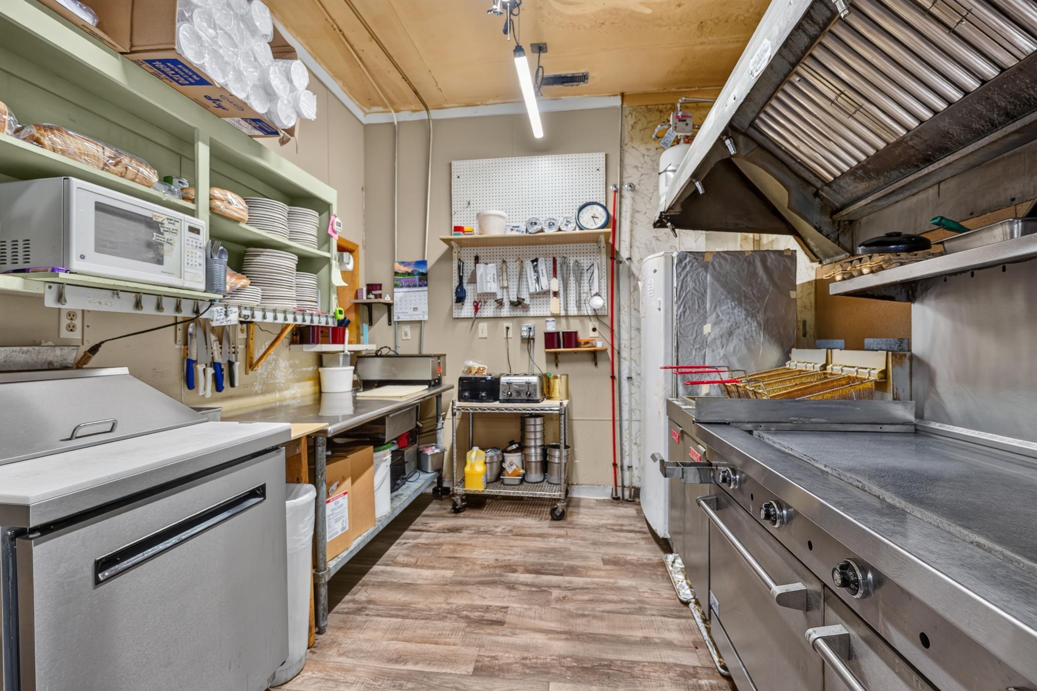 36 5th Avenue Property Photo 17