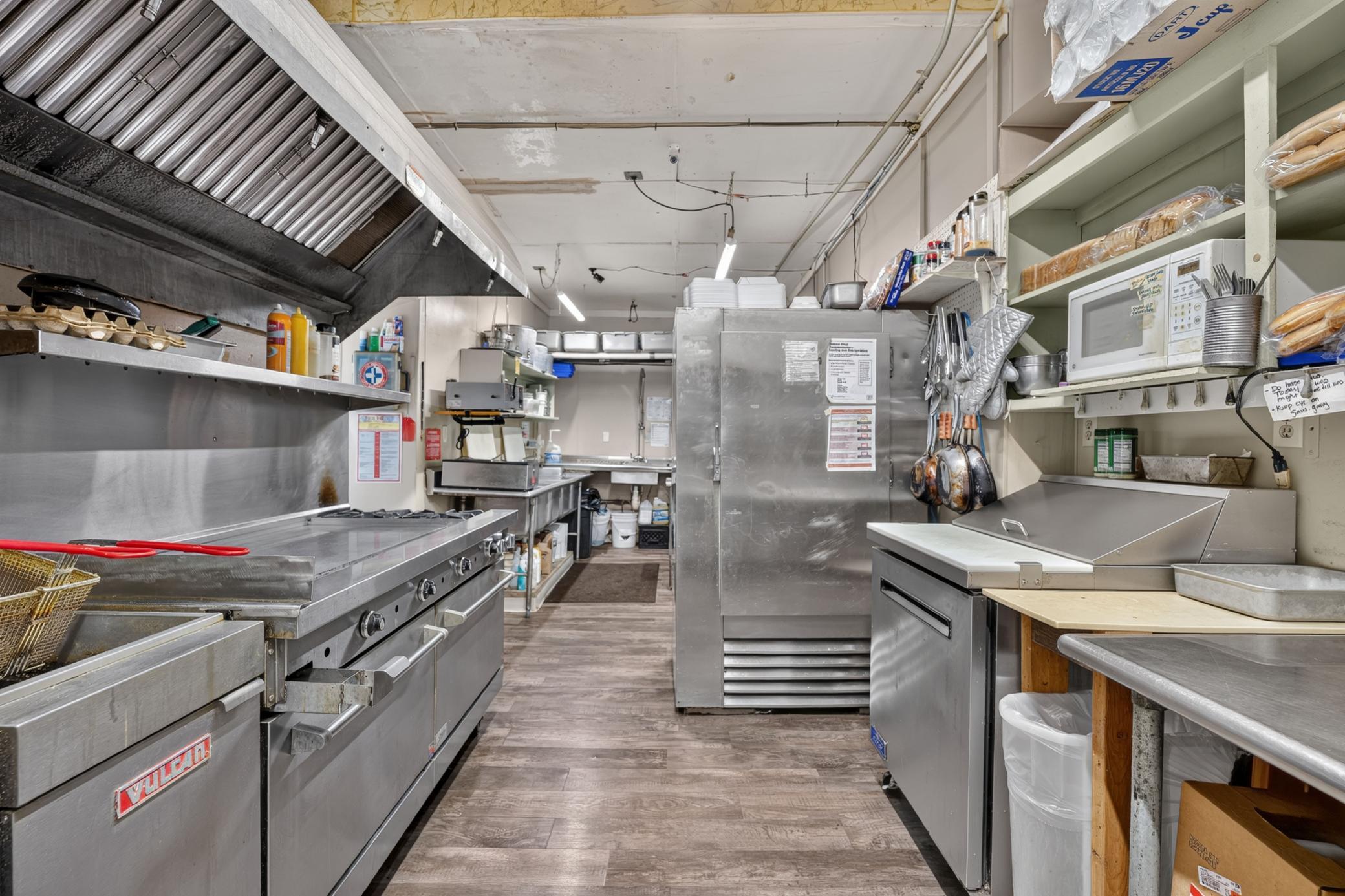 36 5th Avenue Property Photo 19