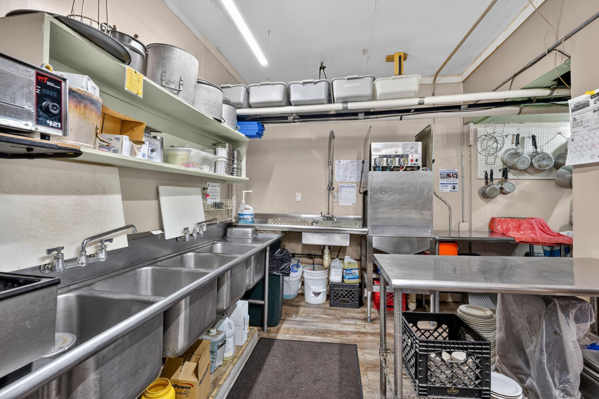 36 5th Avenue Property Photo 21