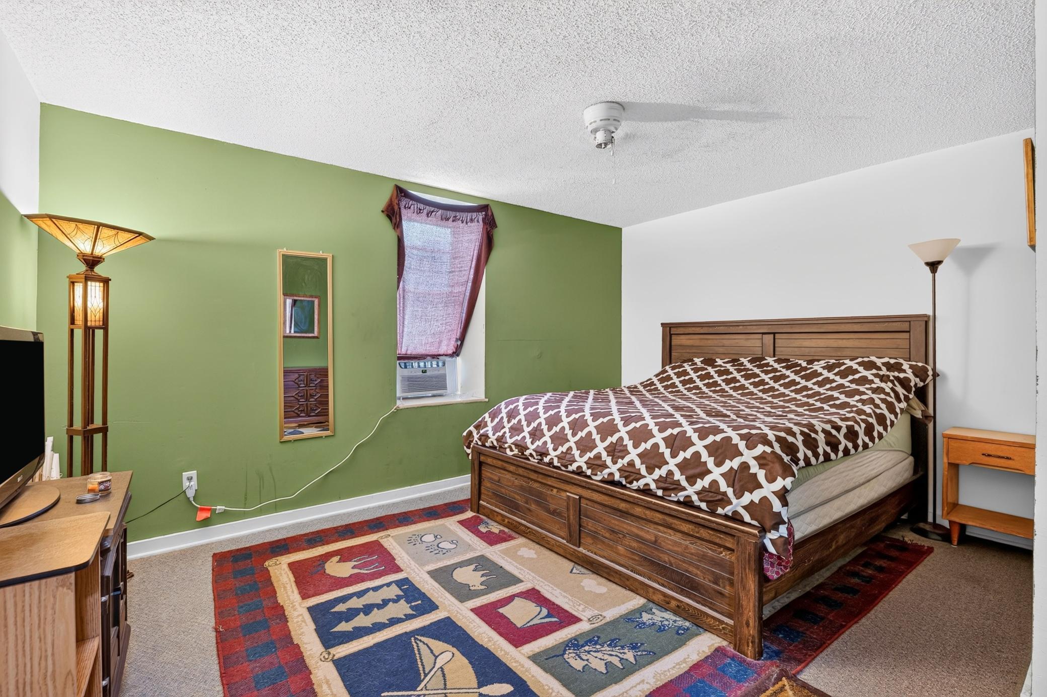 36 5th Avenue Property Photo 33