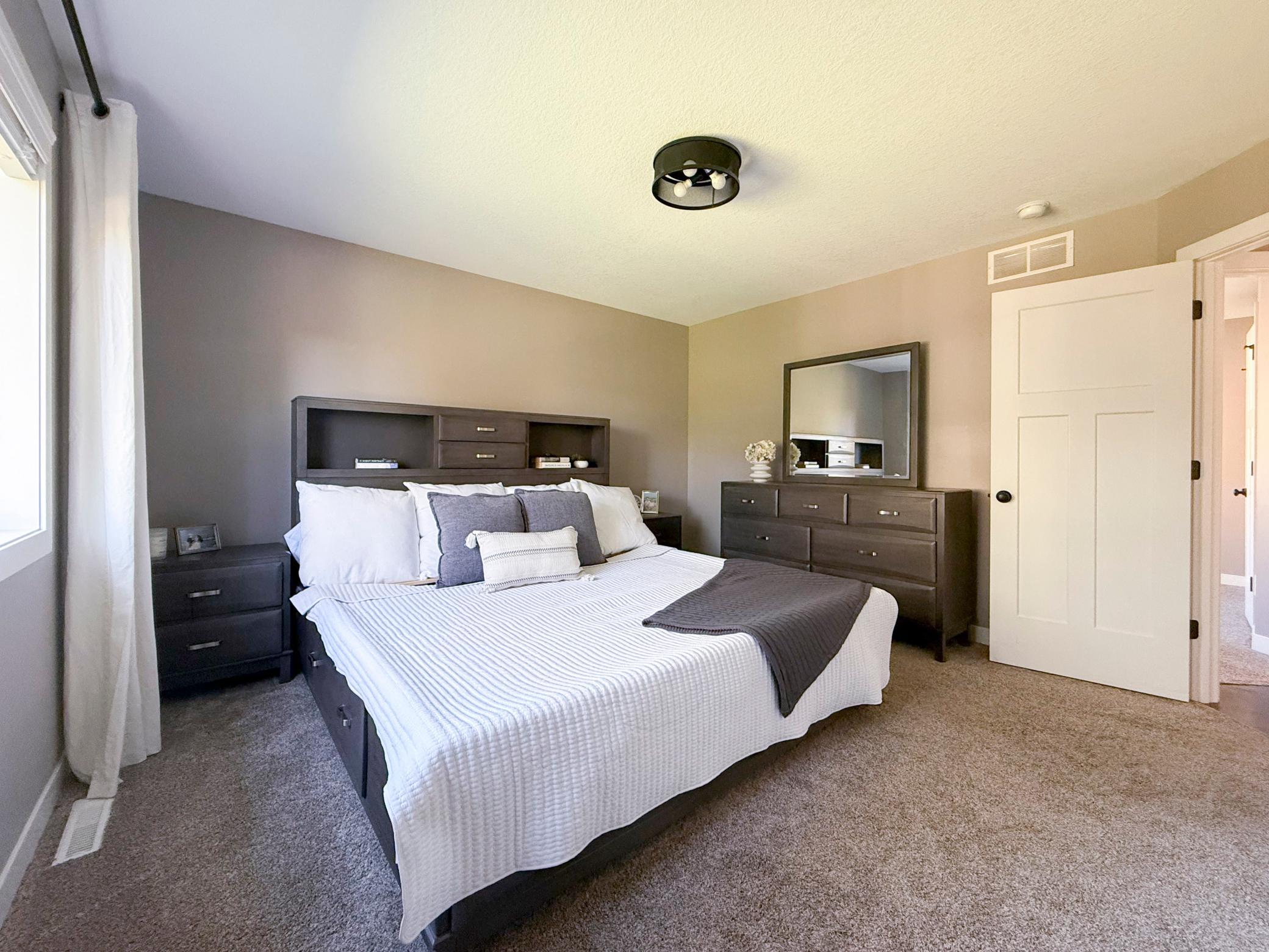 1657 Century Ridge Lane Ne Property Photo 20