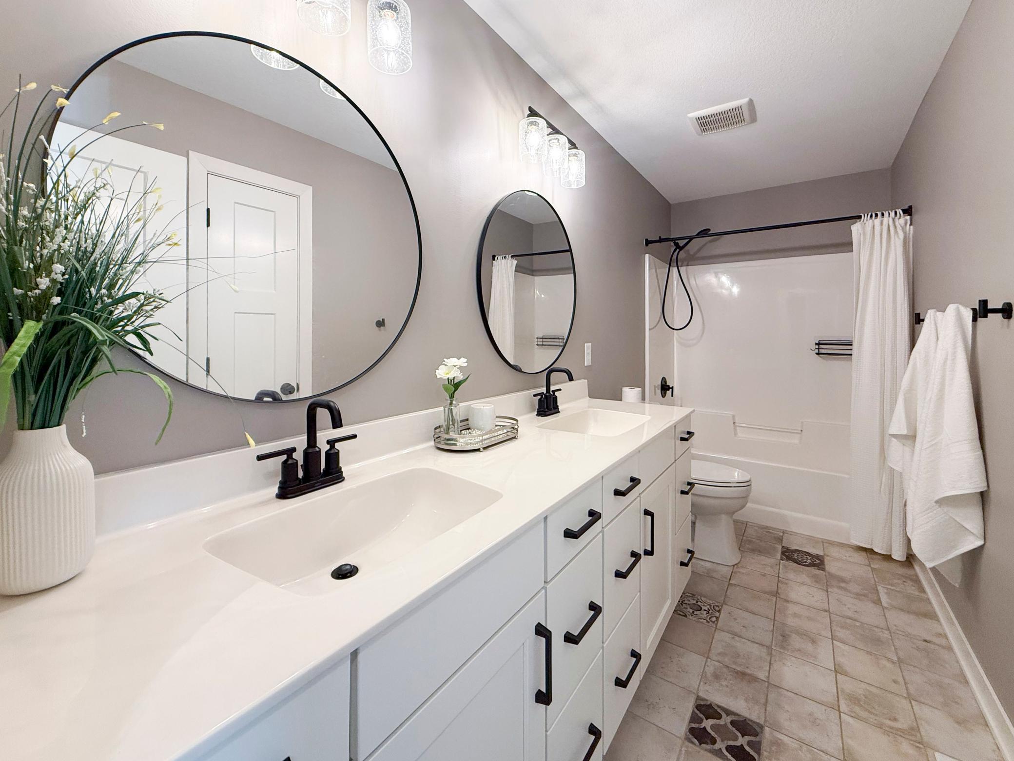 1657 Century Ridge Lane Ne Property Photo 24