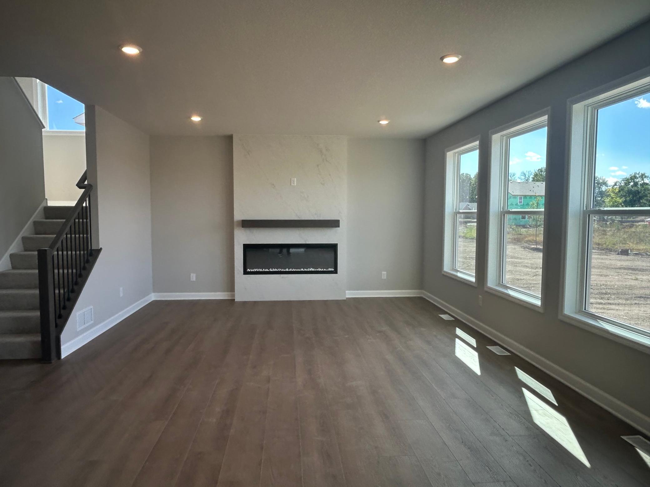 12397 Holden Way Property Photo 5