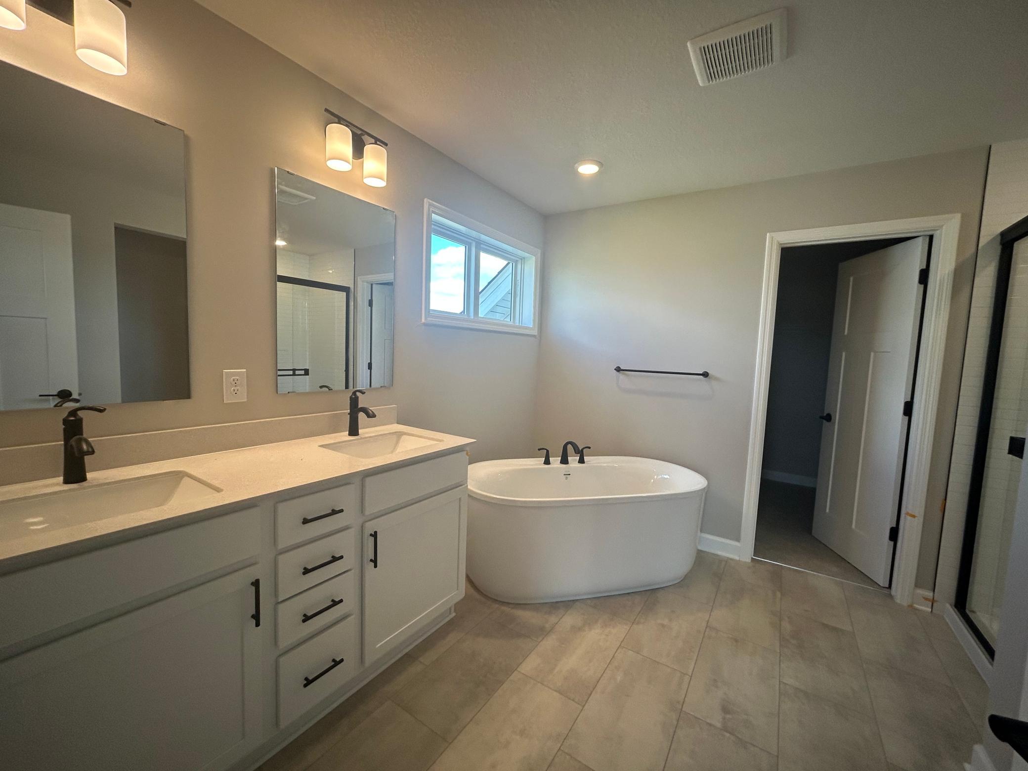 12397 Holden Way Property Photo 8