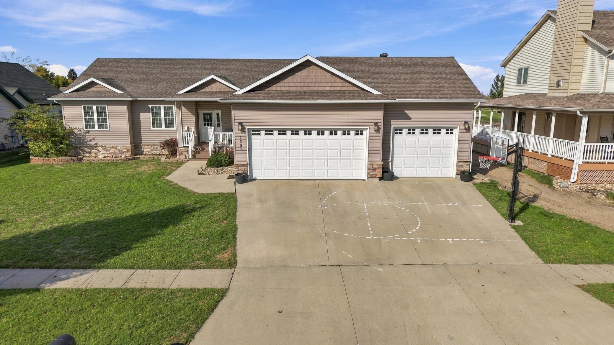 1381 Morningside Drive Property Photo 44