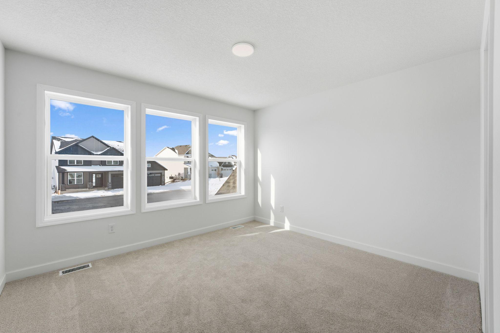 20018 68th Place Property Photo 13