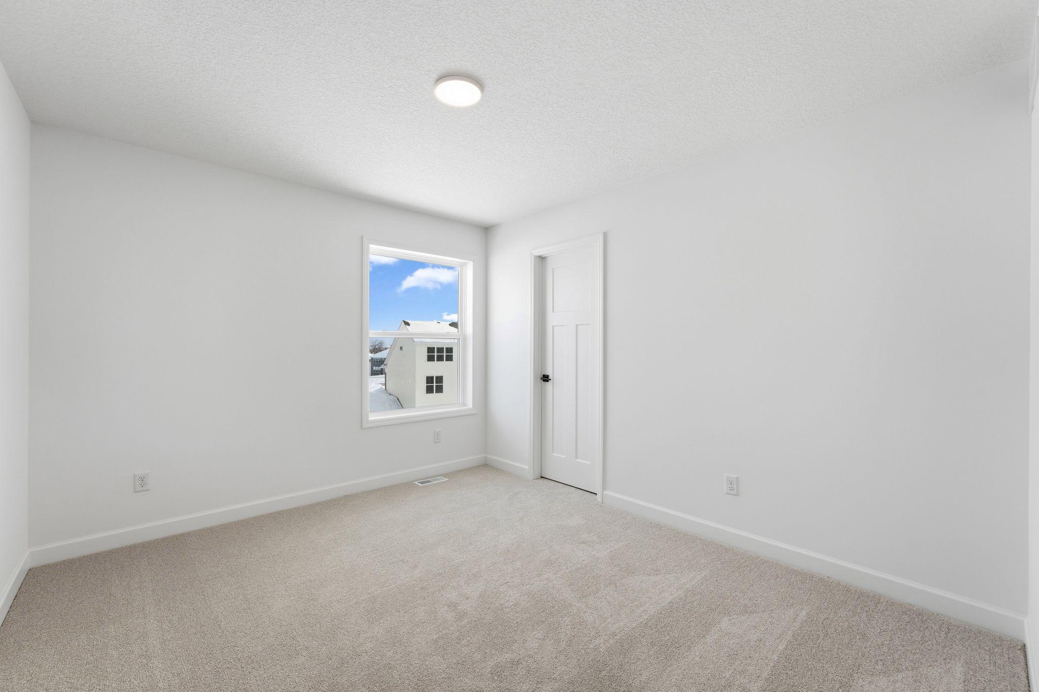 20018 68th Place Property Photo 15