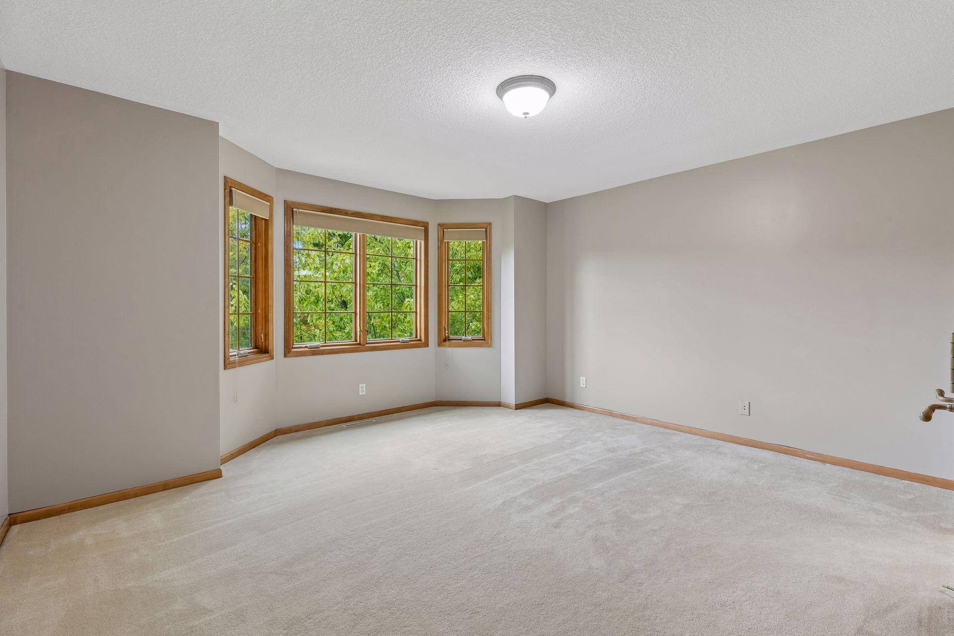 390 Lythrum Lane Property Photo 36