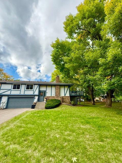 6852 Macbeth Circle Property Photo 4