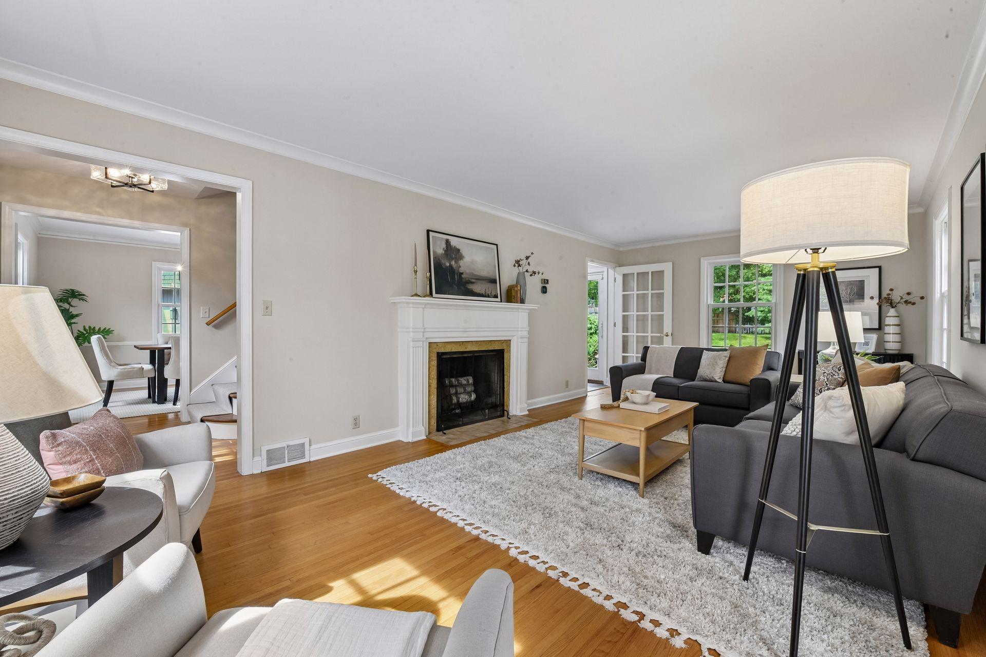 6 Edina Court Property Photo 5