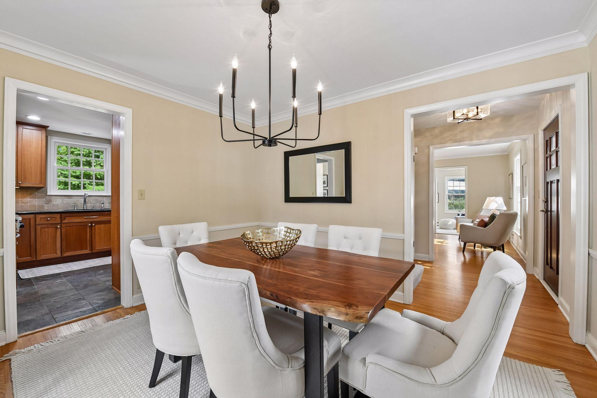 6 Edina Court Property Photo 15
