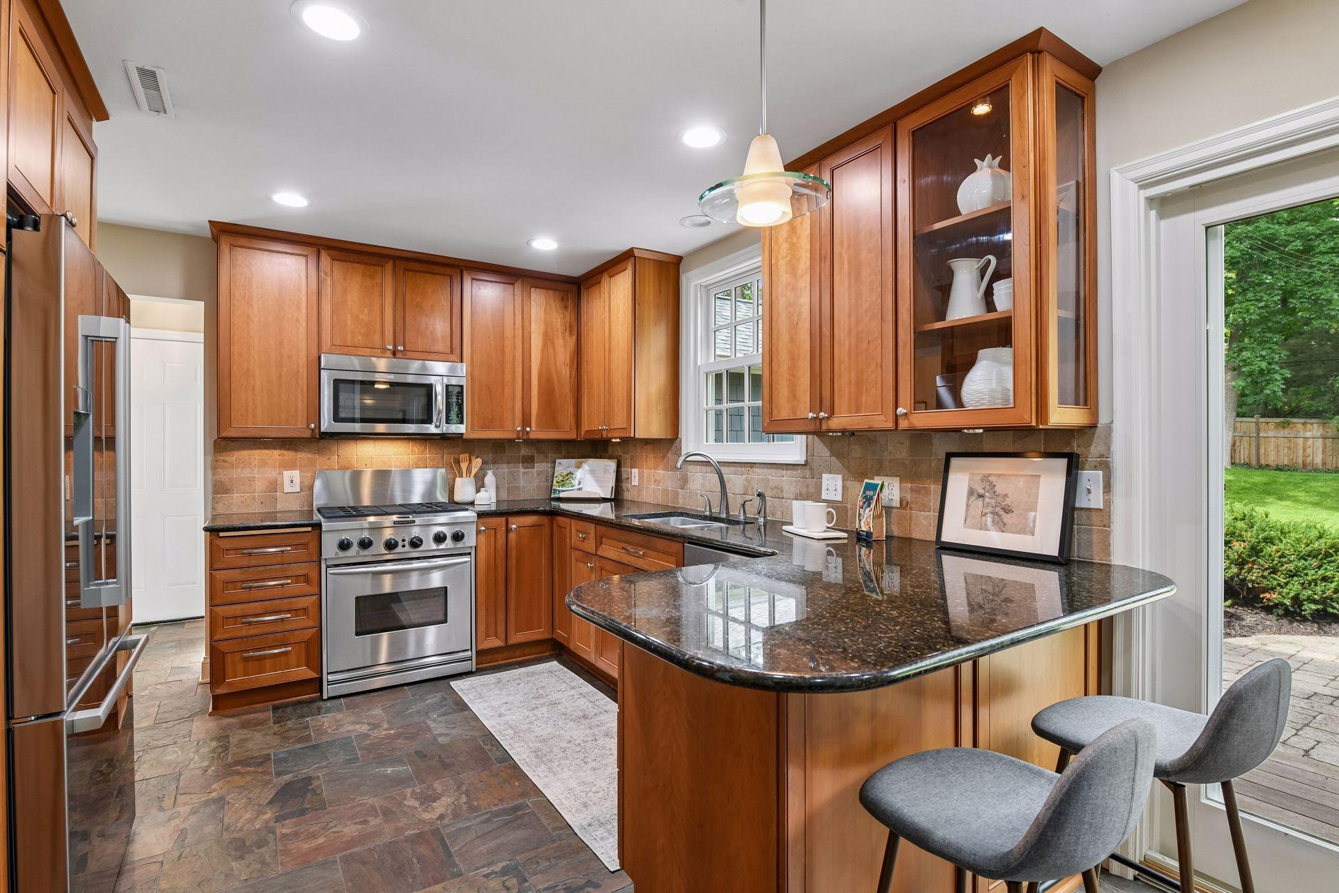 6 Edina Court Property Photo 18