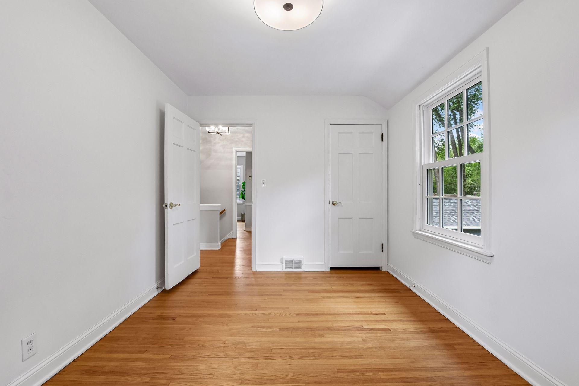 6 Edina Court Property Photo 34