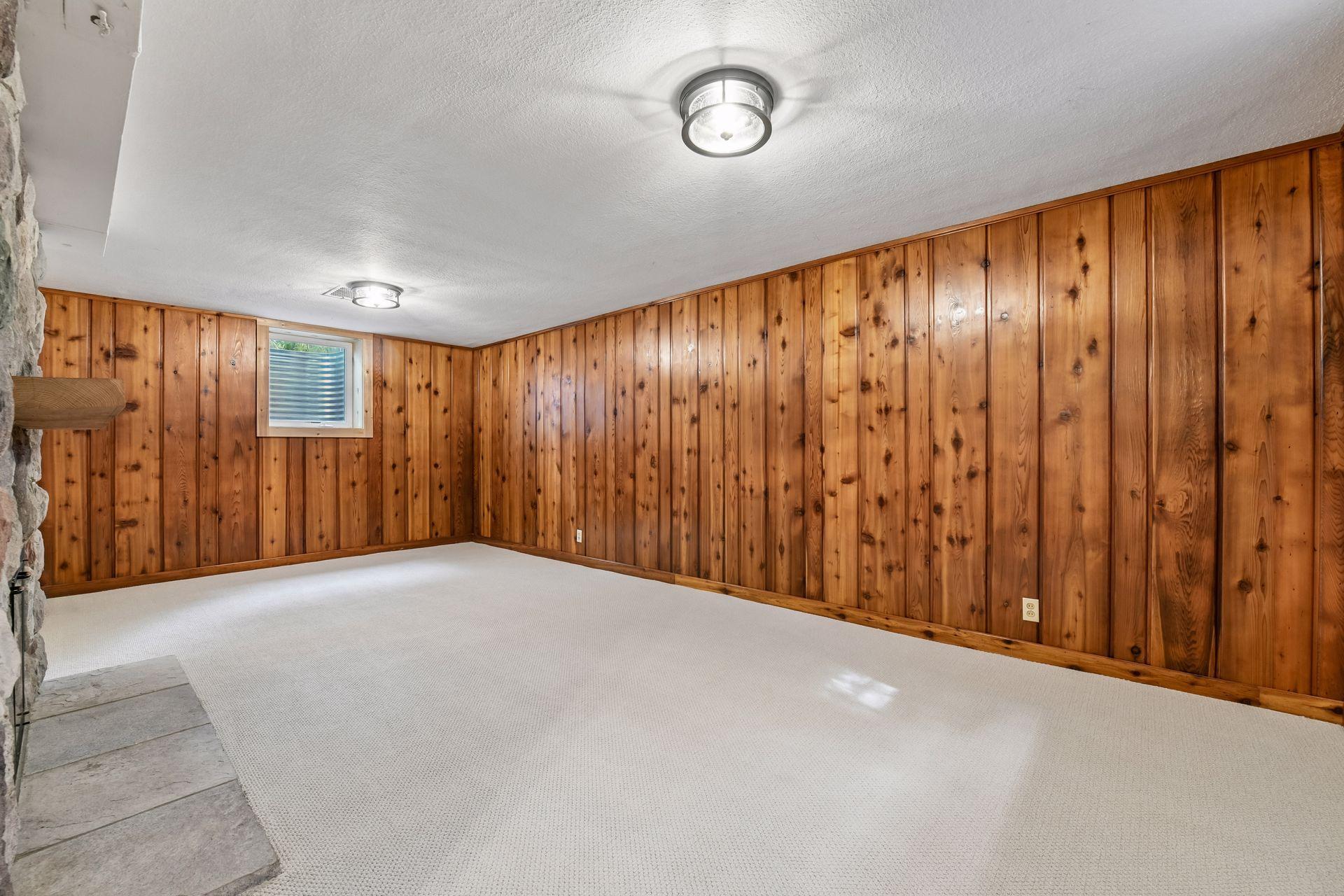6 Edina Court Property Photo 38