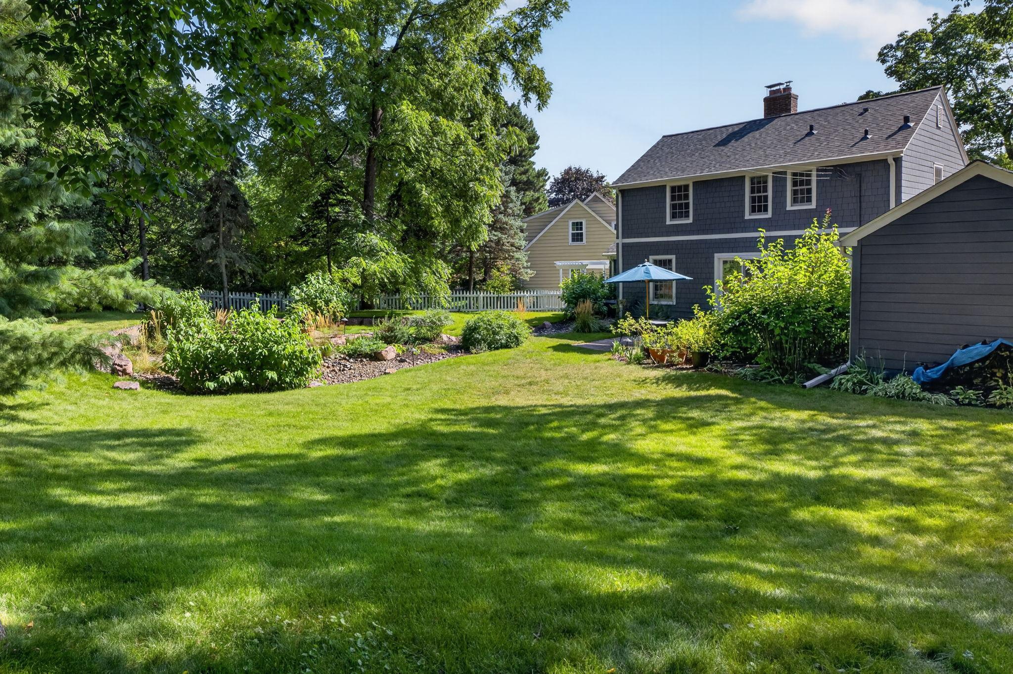 6 Edina Court Property Photo 42