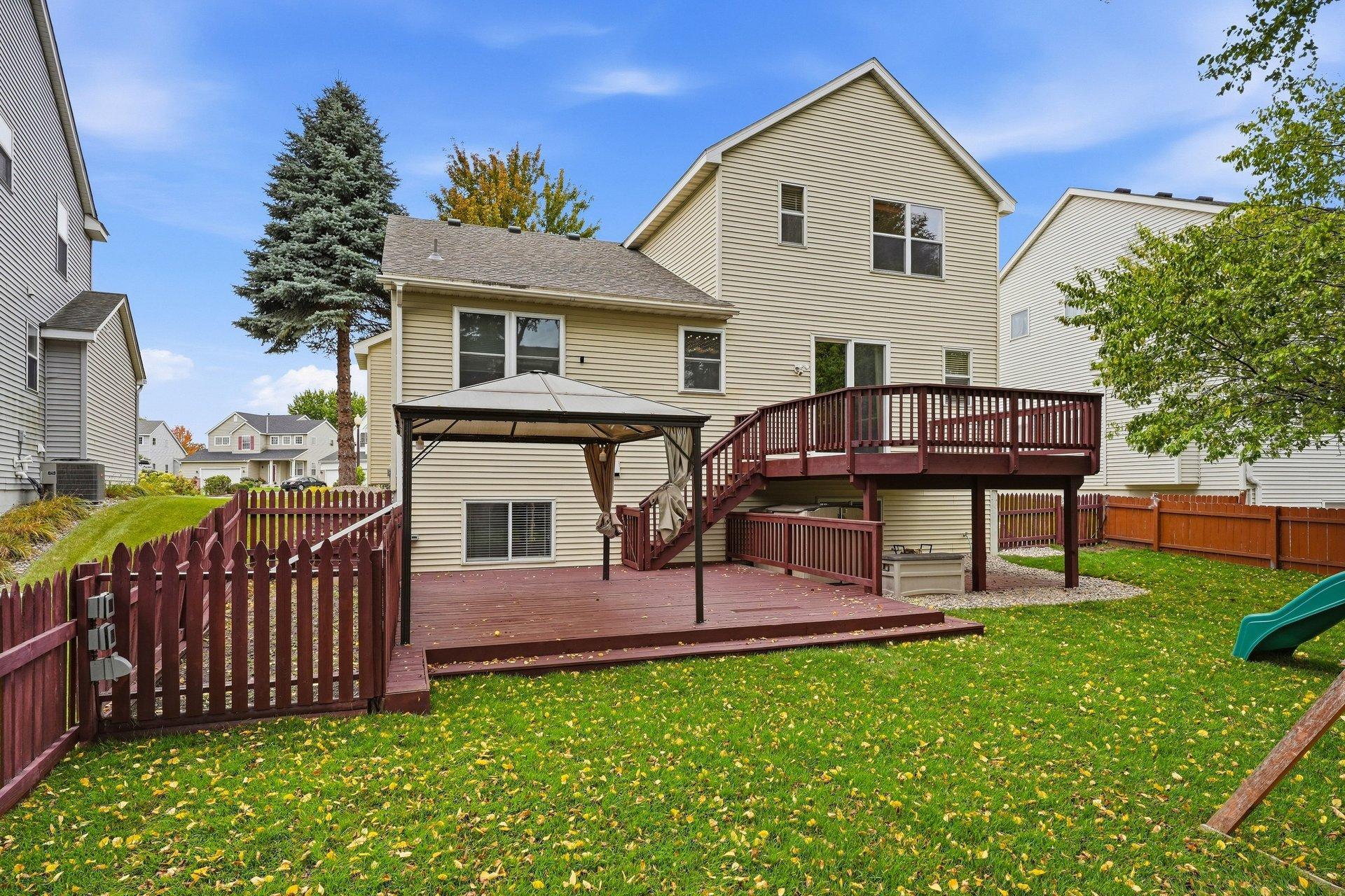 6621 Carlisle Curve Property Photo 1