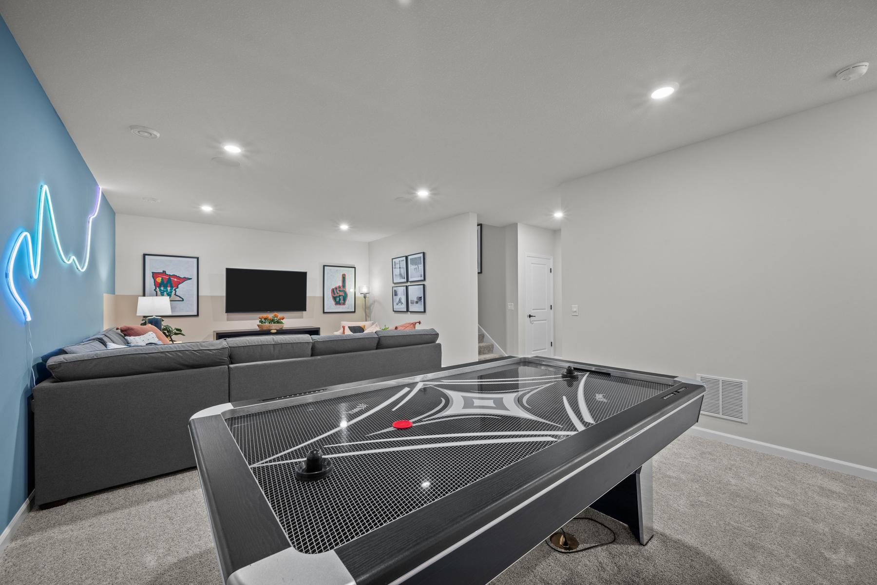 7157 Landau Avenue Ne Property Photo 17