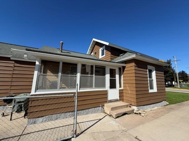 825 W 5th Street Property Photo 18