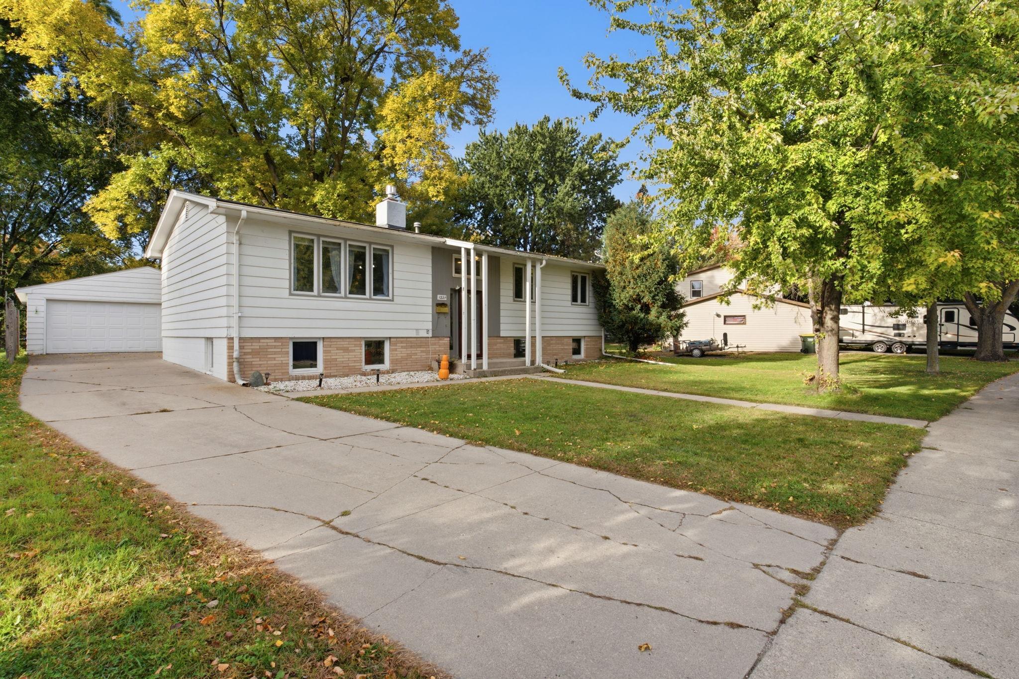 1221 13th Avenue SW Property Photo 1