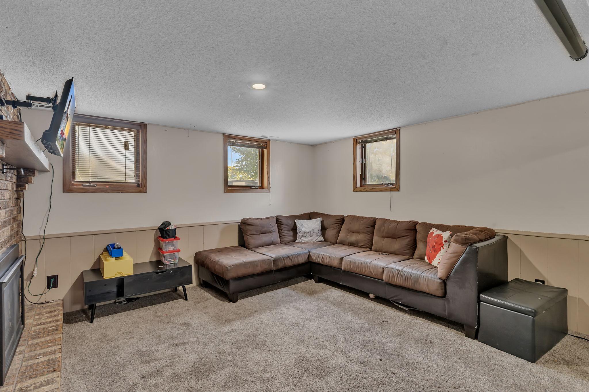 1221 13th Avenue Sw Property Photo 11