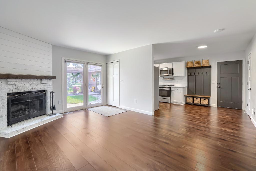 12572 University Avenue Nw Property Photo 7
