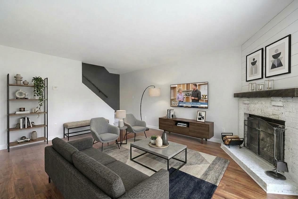 12572 University Avenue Nw Property Photo 8