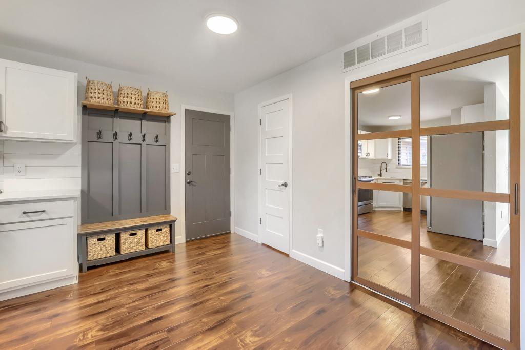 12572 University Avenue Nw Property Photo 11