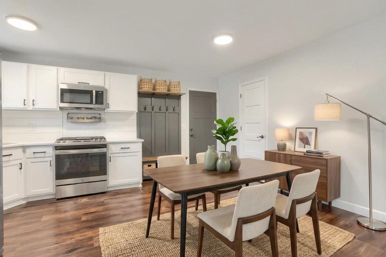 12572 University Avenue Nw Property Photo 12
