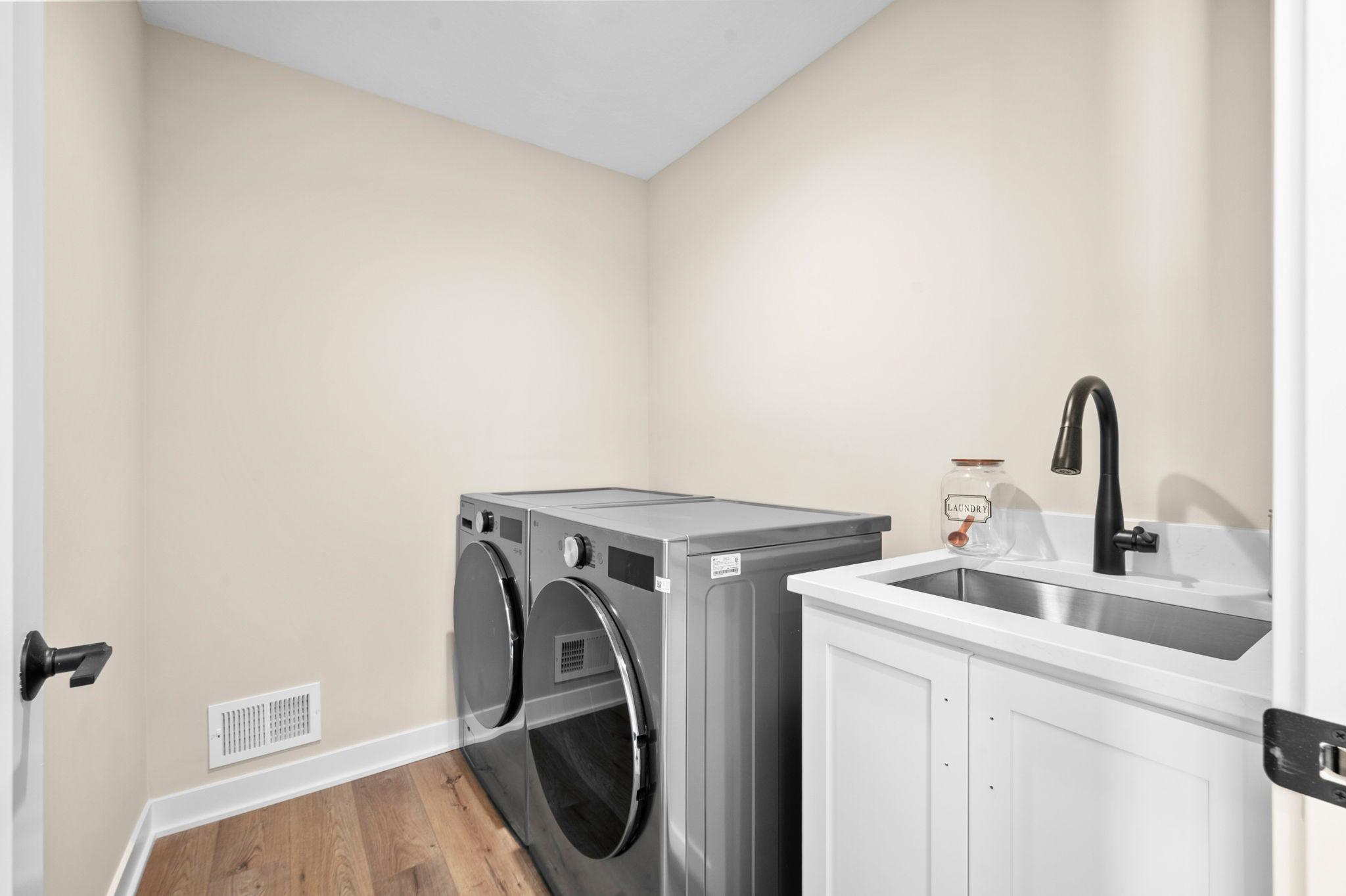 41315 Fairfax Lane Property Photo 38
