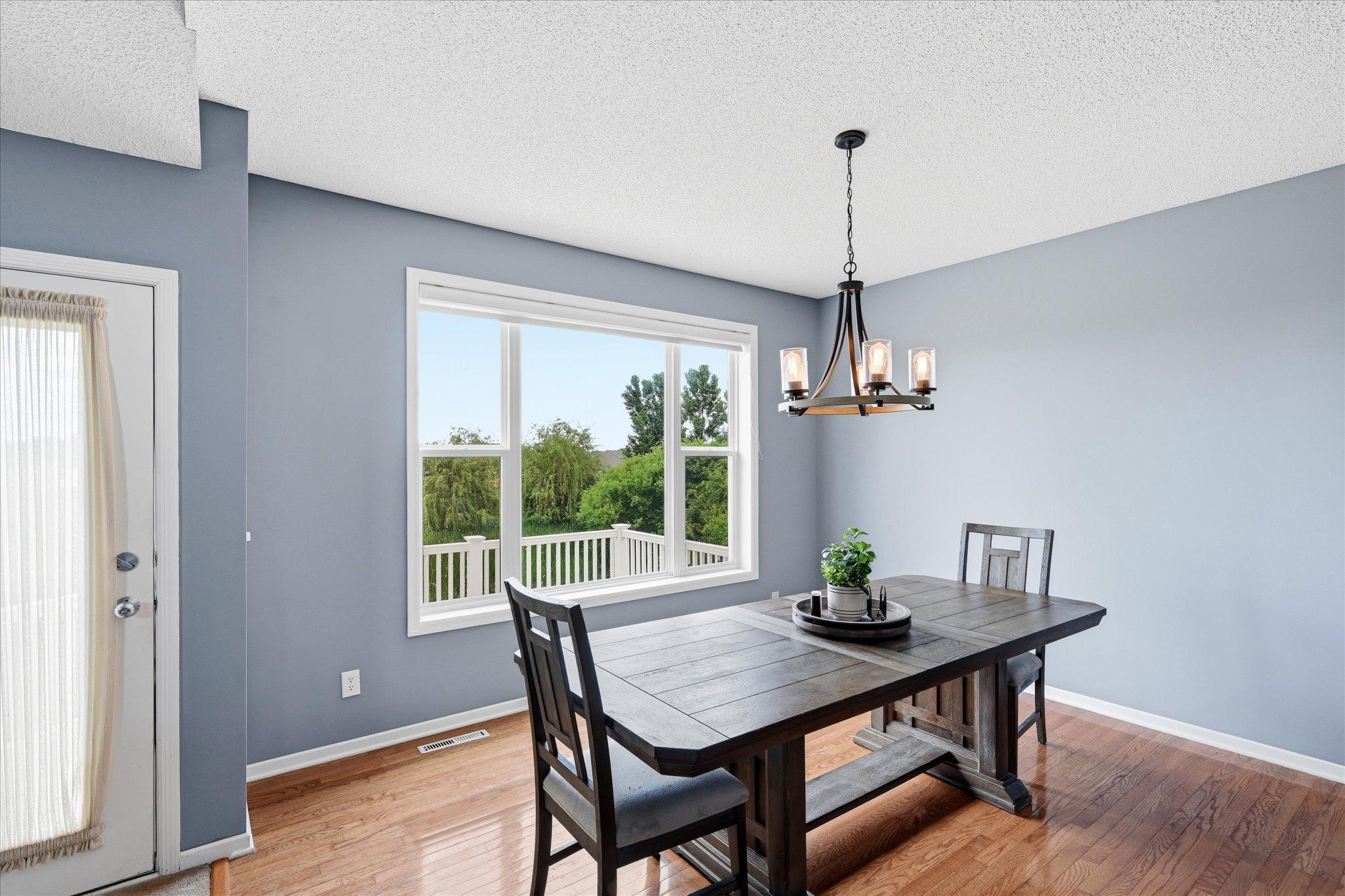 2410 Meadow Drive Property Photo 10