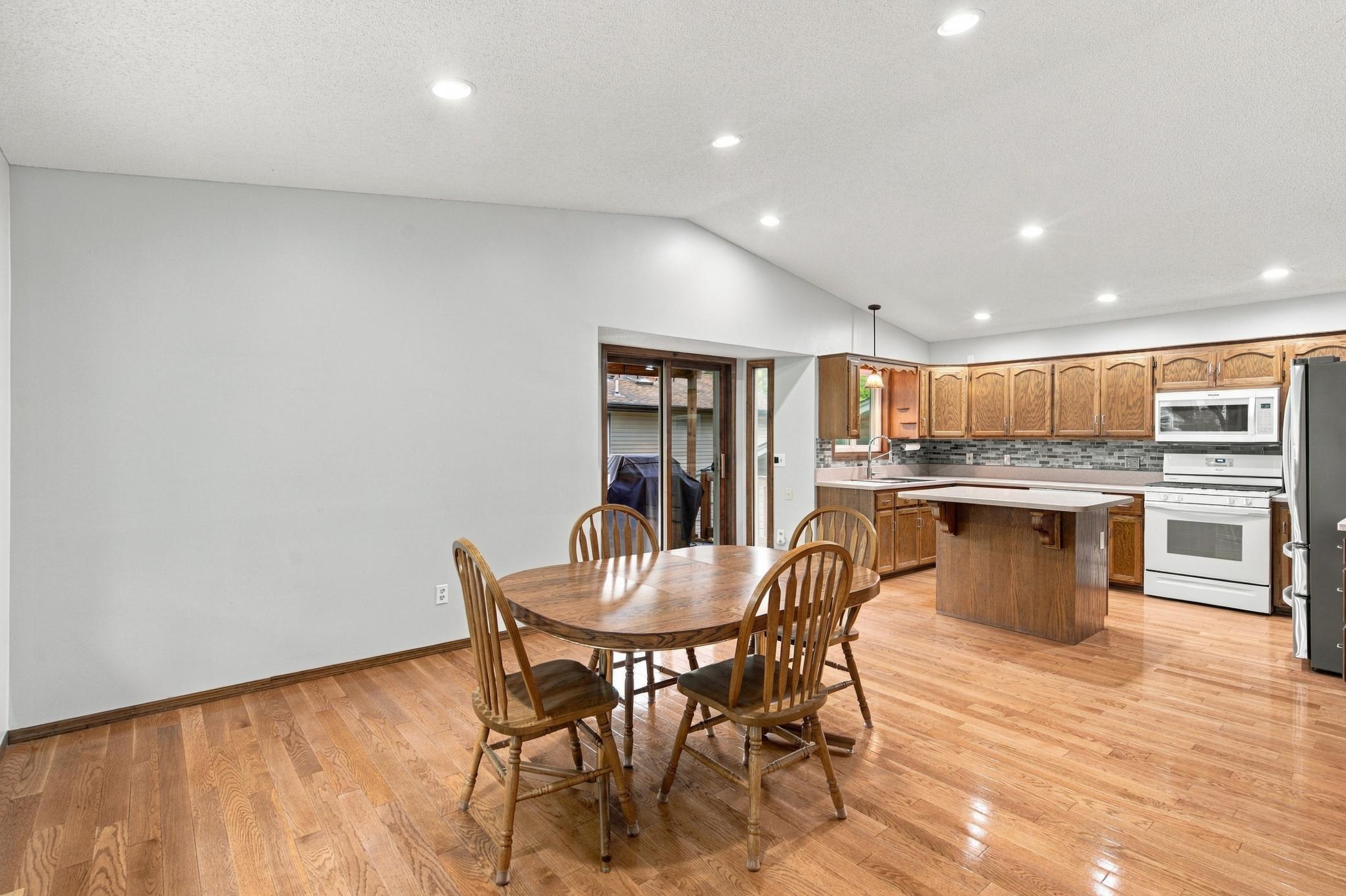 7615 118th Way N Property Photo 5