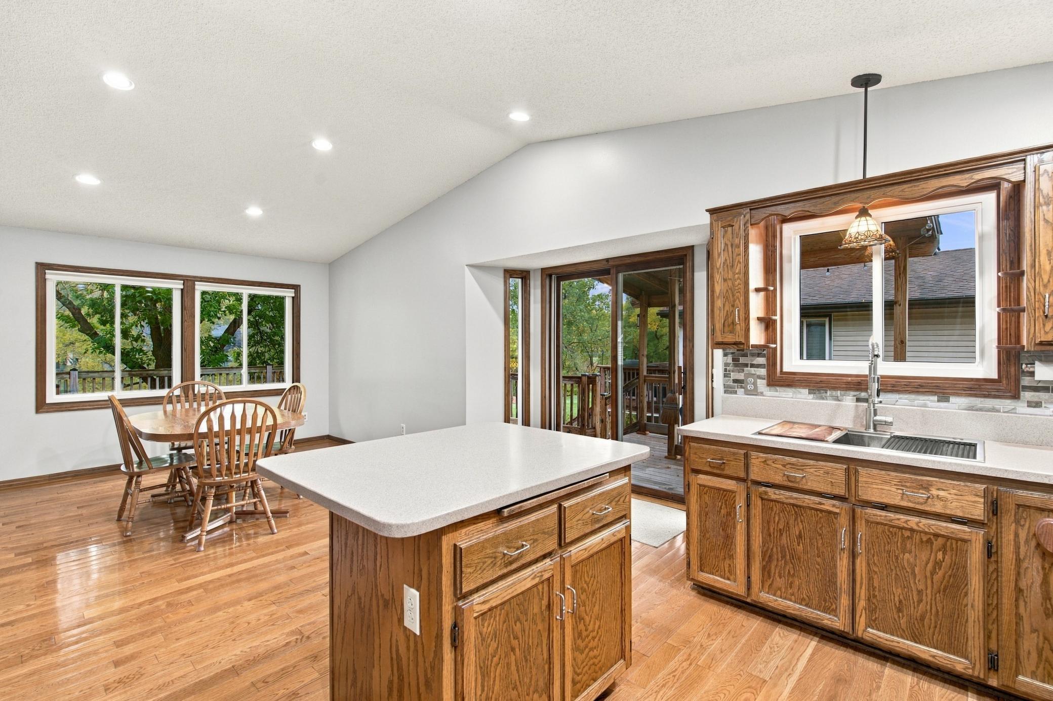 7615 118th Way N Property Photo 8