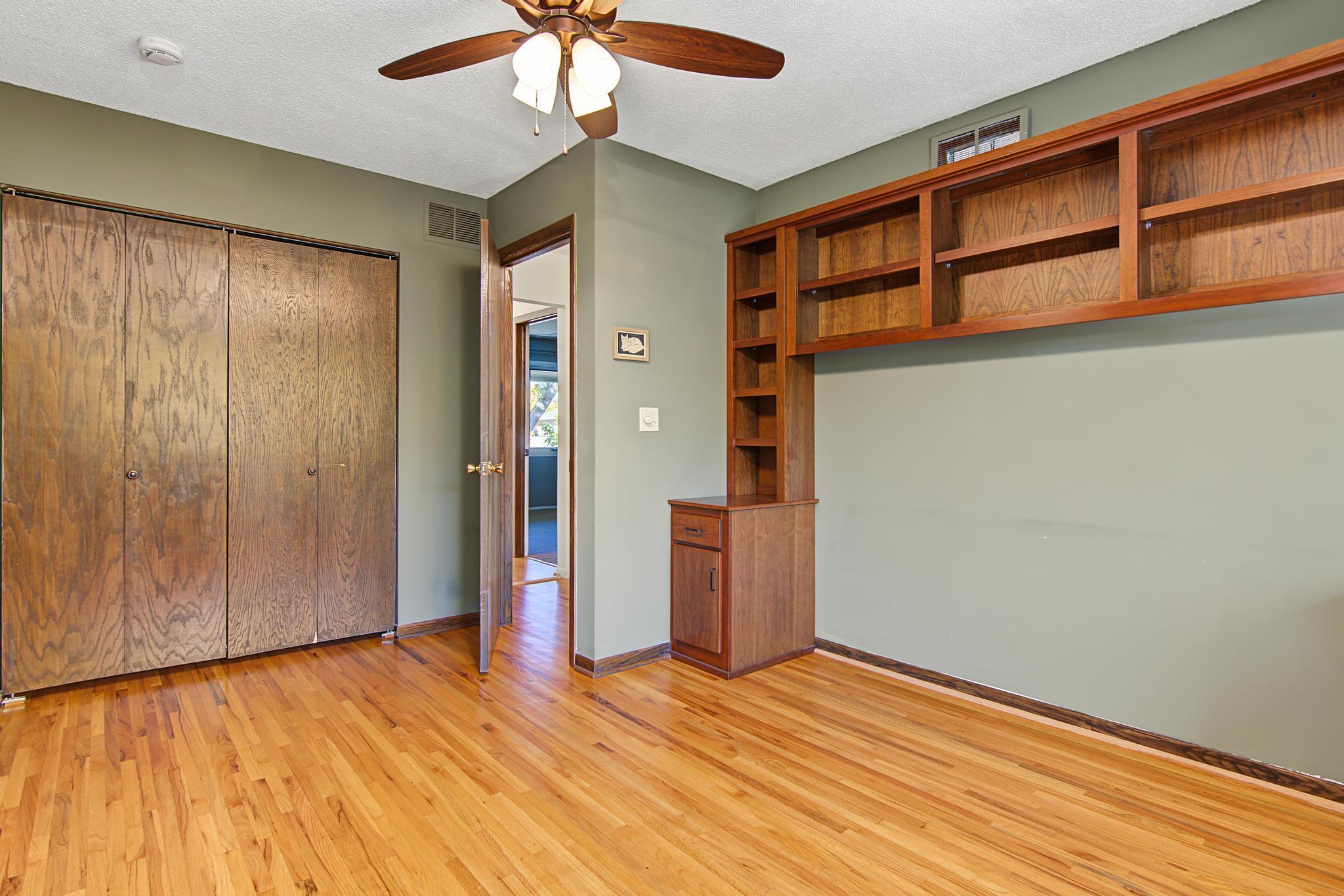 214 Windsor Court Property Photo 18