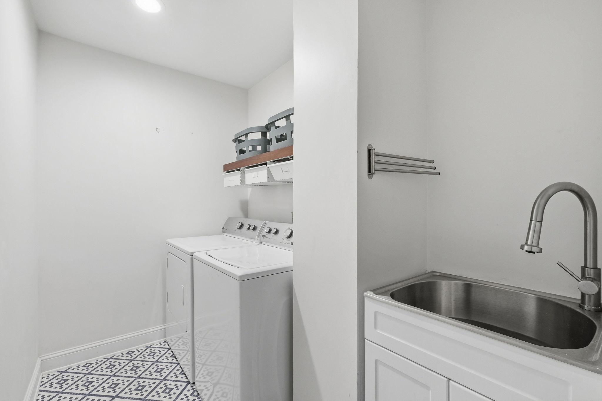 486 Rimrock Drive Property Photo 16