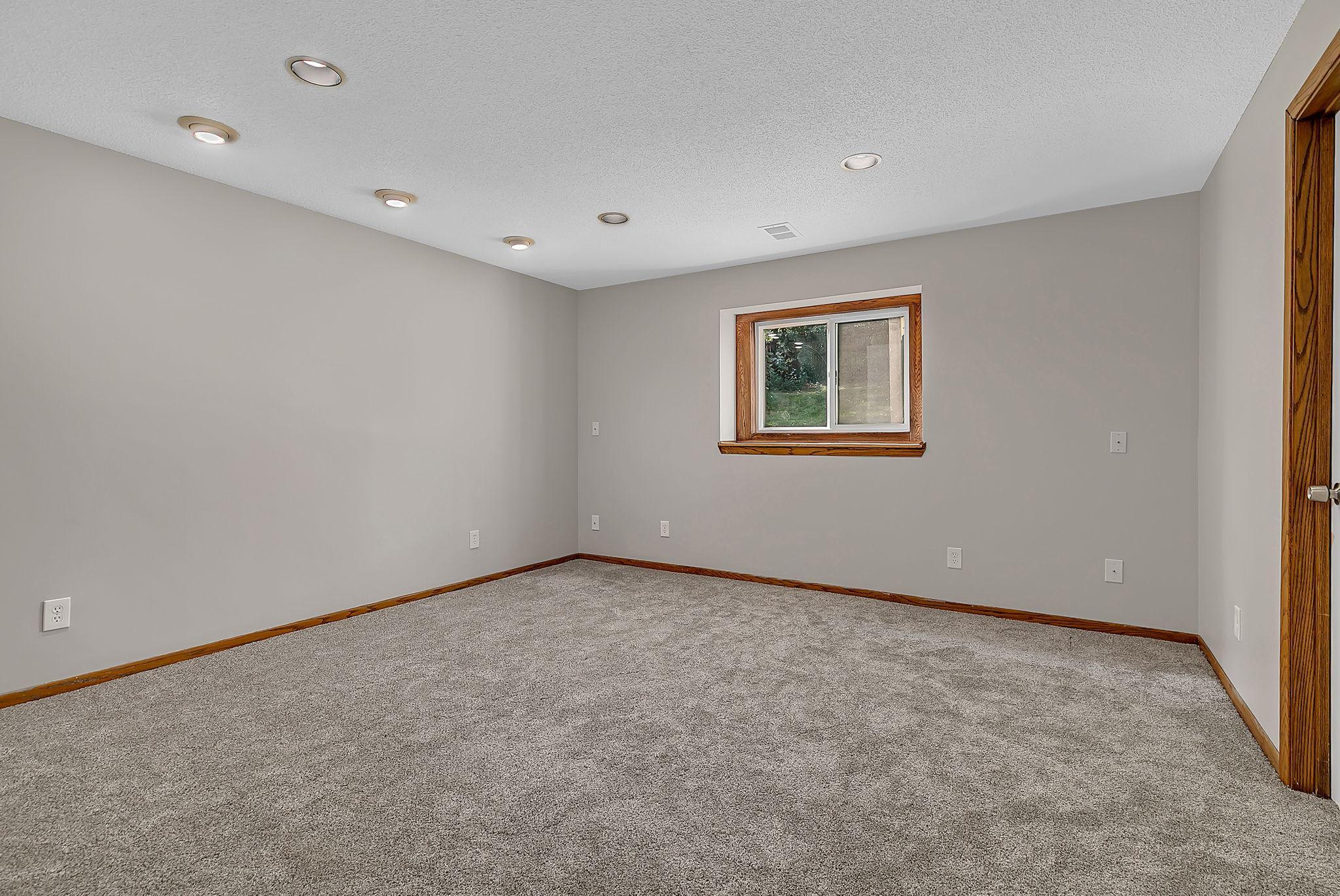 7337 122nd Avenue N Property Photo 14