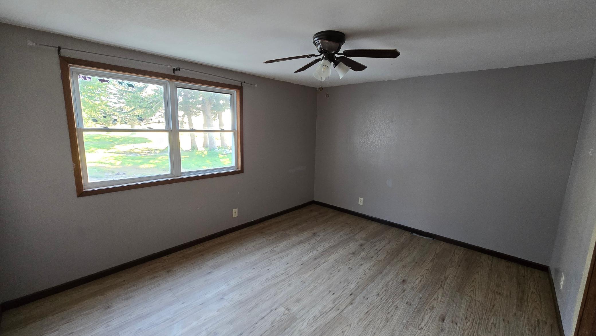 48696 Apple Avenue A Property Photo 16