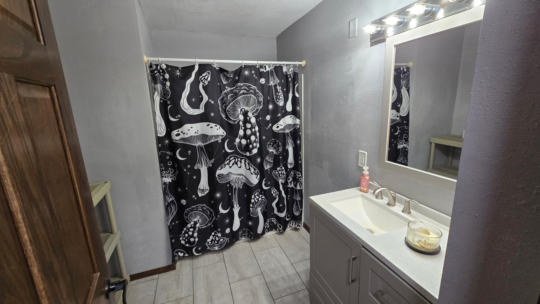 48696 Apple Avenue A Property Photo 20