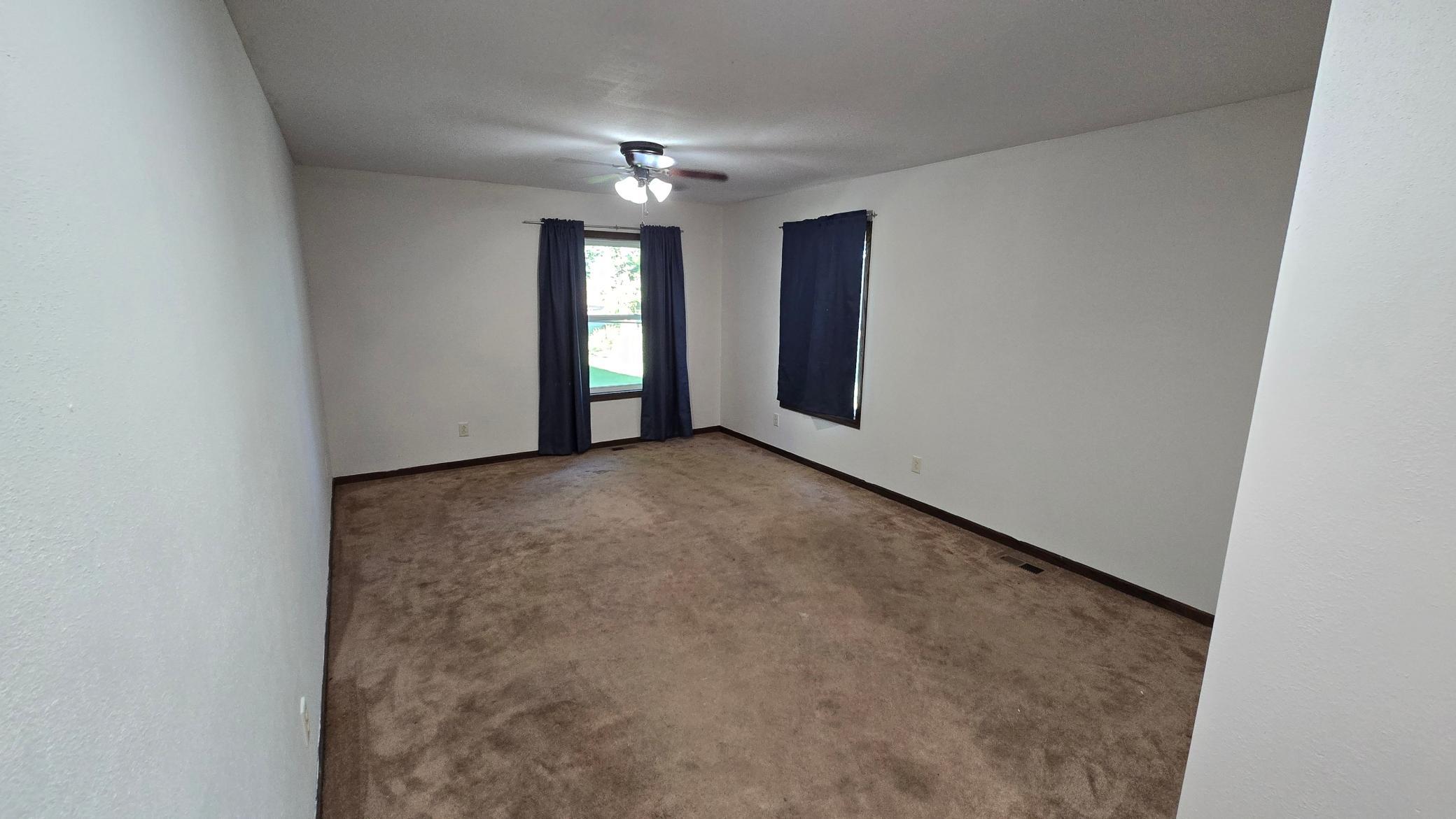 48696 Apple Avenue A Property Photo 24