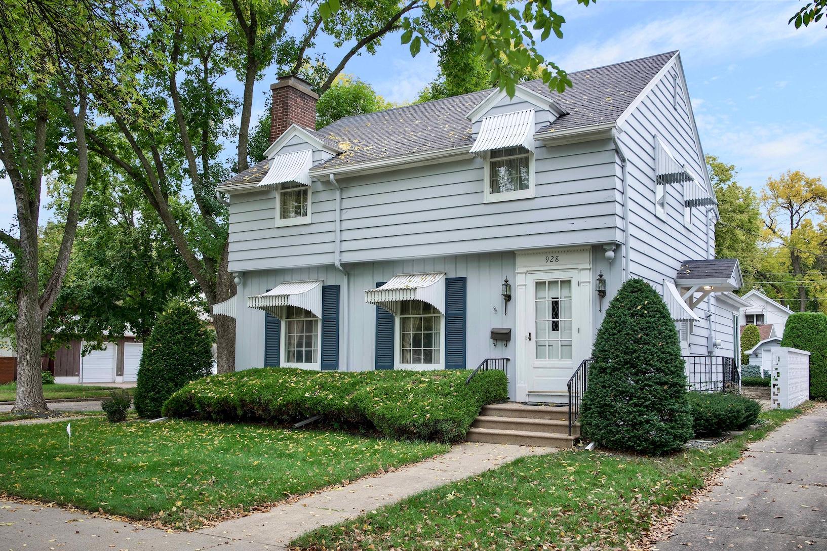 928 W Mark Street Property Photo 1