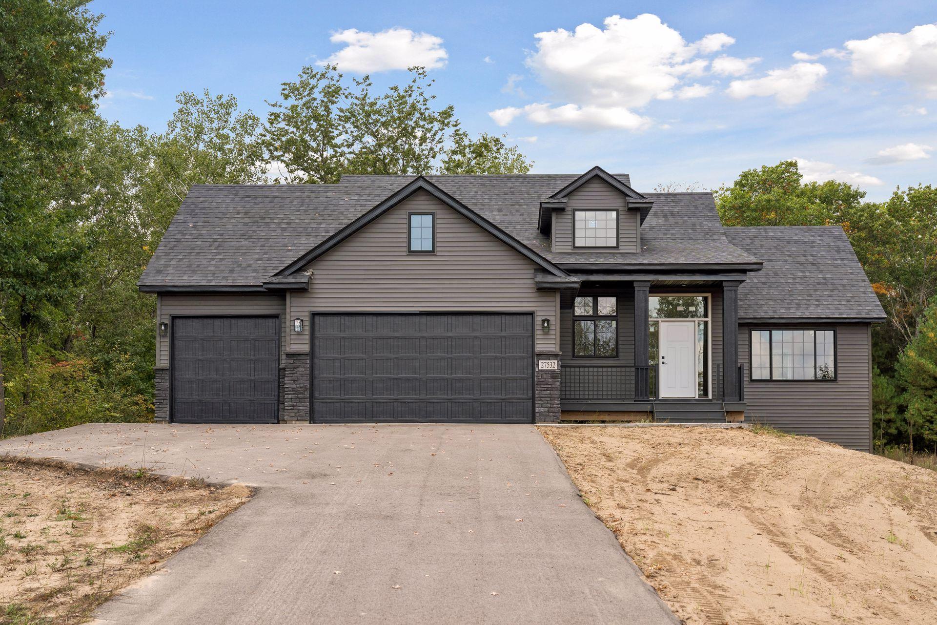 27532 Dahlia Court Nw Property Photo 2