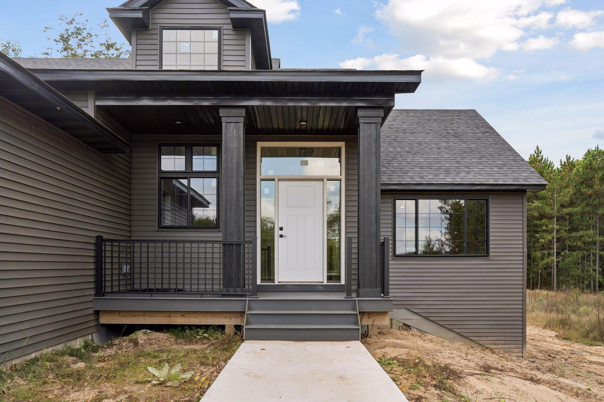 27532 Dahlia Court Nw Property Photo 4