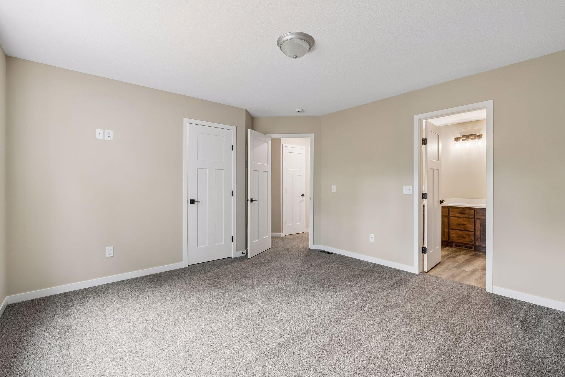 27532 Dahlia Court Nw Property Photo 14